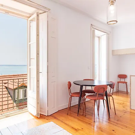 Alfama Balcony River View By Lovelystay *