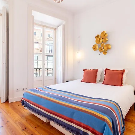 Alfama Balcony River View By Lovelystay Lisboa