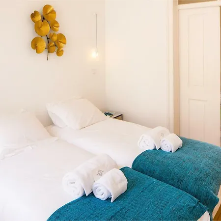 Alfama Balcony River View By Lovelystay *